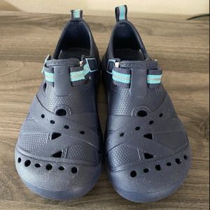 Childrens Place Water Shoes